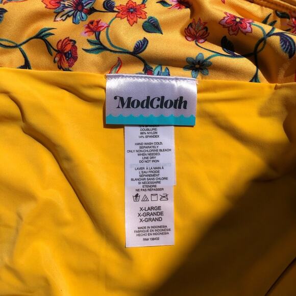 ModCloth NWT Greta 70’s Inspired Floral Print High-Waisted Bikini Bottom Size XL - Picture 8 of 14